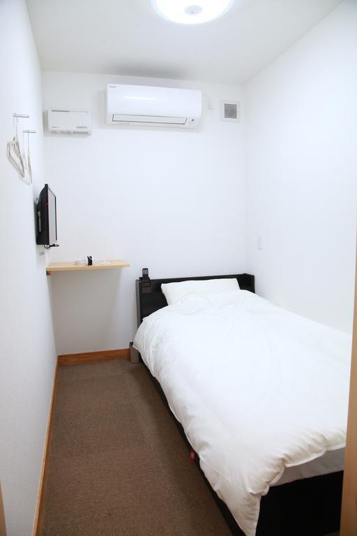 Simple Sleep 個室カプセル Hotel Hitoyoshi Exterior photo